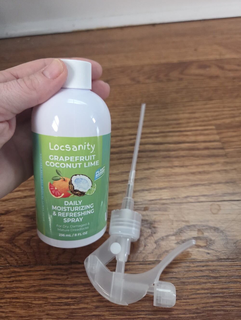 2/$15 NEW Locsanity Daily Moisturizing & Refreshing Spray (8oz)
